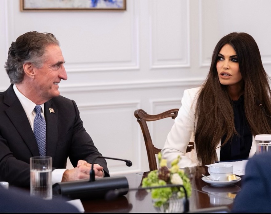 «Λαμπρό το μέλλον για Ελλάδα και ΗΠΑ» - Η ανάρτηση της Κίμπερλι Γκιλφόιλ για τα ενεργειακά
