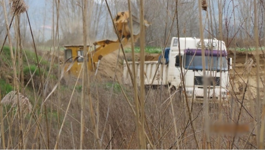 Θεσσαλονίκη: Έκαναν εξορύξεις άμμου σε περιοχή Natura 2000 - Δικογραφία για περιβαλλοντική υποβάθμιση σε βάρος δύο ατόμων