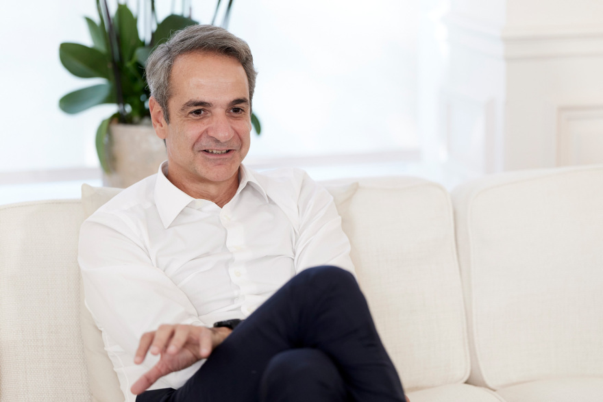 Με μαραθωνοδρόμους συναντήθηκε ο Μητσοτάκης - «Το βασικότερο μήνυμα είναι η διά βίου άθληση και η απόφαση να σηκωθείς από τον καναπέ»