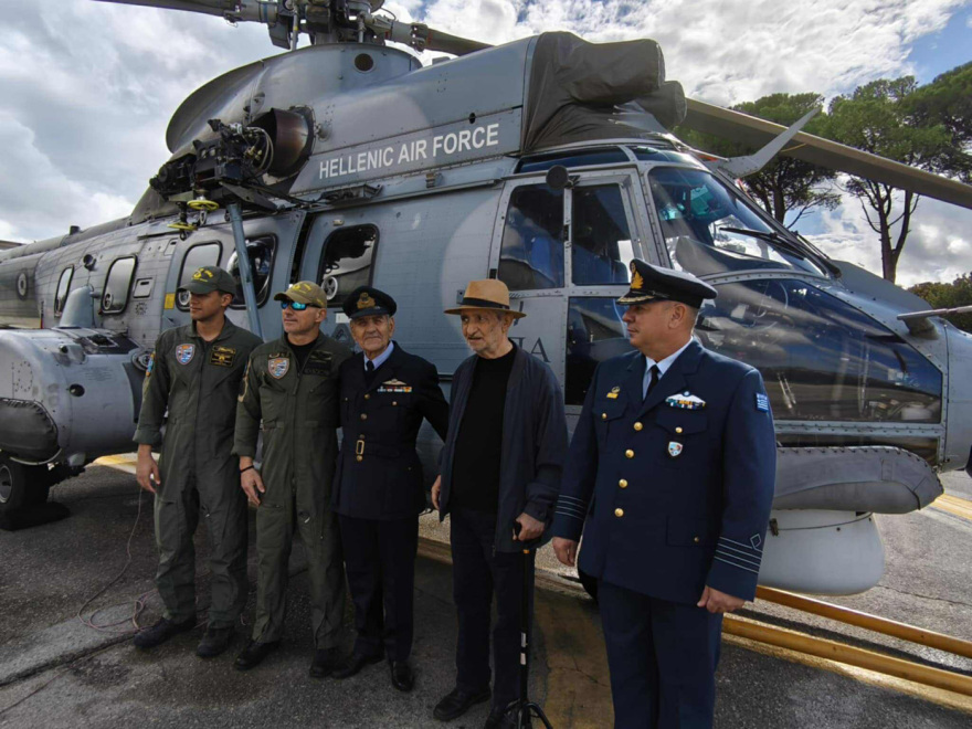 Βραβεύτηκε στη Ρόδο ο 94χρονος Φώτης Μαριάς, ο τελευταίος επιζών αεροπόρος από τον πόλεμο της Κορέας