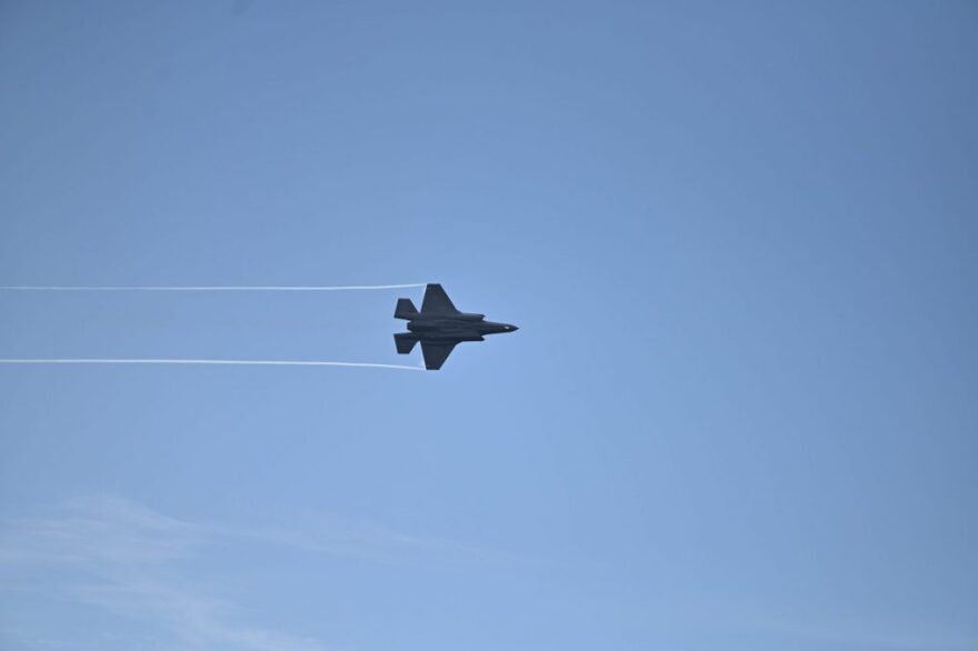 Δένδιας: Η Πολεμική Αεροπορία αλλάζει εποχή με τεράστιες δυνατότητες