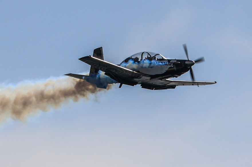 Εντυπωσιακές εικόνες από την γιορτή της Πολεμικής Αεροπορίας: Ελιγμοί μαχητικών αεροσκαφών, Rafale και F-16