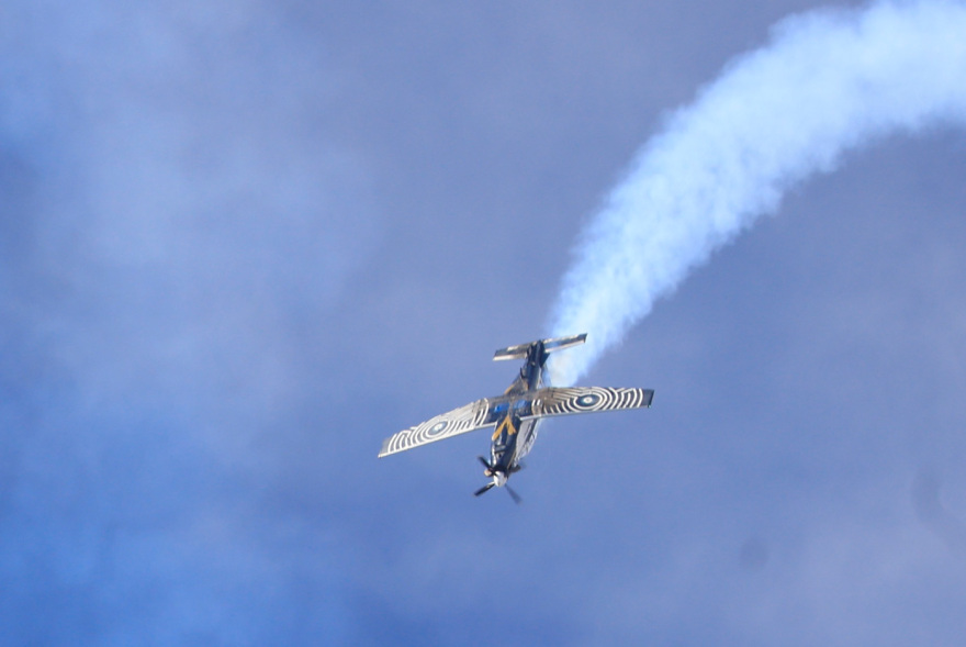Εντυπωσιακές εικόνες από την γιορτή της Πολεμικής Αεροπορίας: Ελιγμοί μαχητικών αεροσκαφών, Rafale και F-16