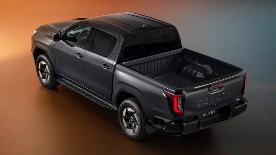 Αυτό είναι το νέο Toyota Hilux
