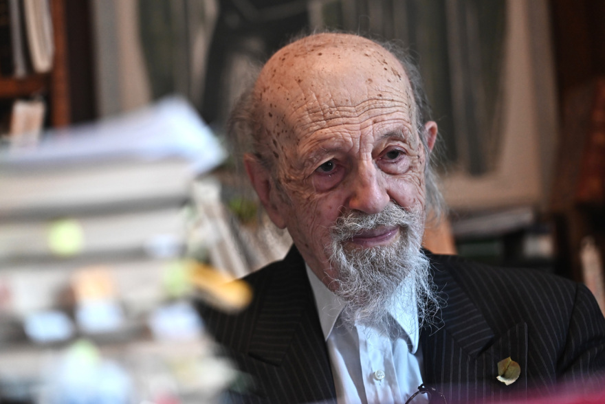 Ο Θεοδόσιος Τάσιος στον Δανίκα: «Δεν φοβάμαι το AI, αρκεί να το... ταΐσουμε σωστά»