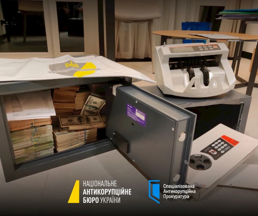 Σάλος στην Ουκρανία: Φίλος του Ζελένσκι διέφυγε από τη χώρα, εμπλέκεται σε υπόθεση με μίζες 100 εκατ. δολαρίων
