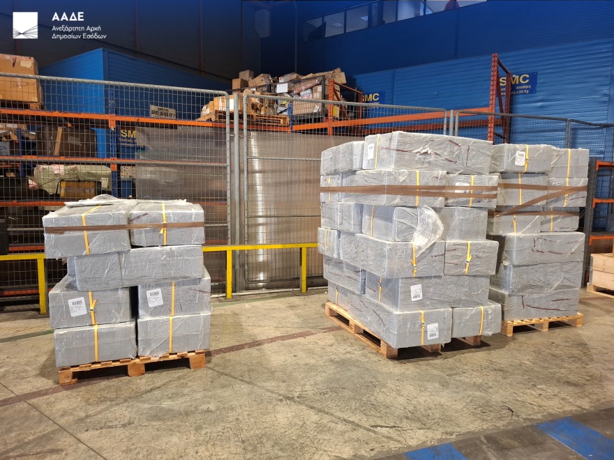 ΑΑΔΕ: Κατάσχεση 1,7 εκατομμυρίων λαθραίων τσιγάρων στο αεροδρόμιο «Ελ. Βενιζέλος»