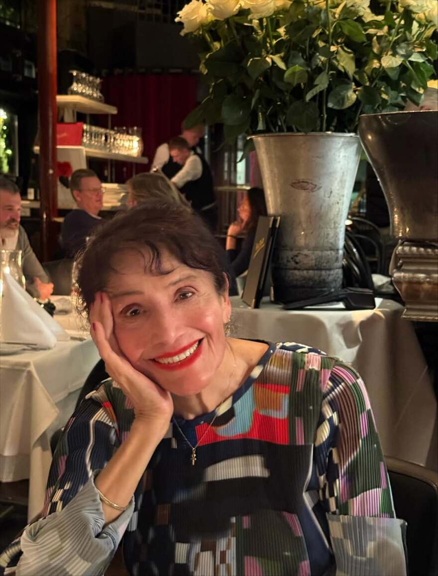 Έλενα Κρίστενσεν: Η φωτογραφία με τη μητέρα της από τα παιδικά της χρόνια