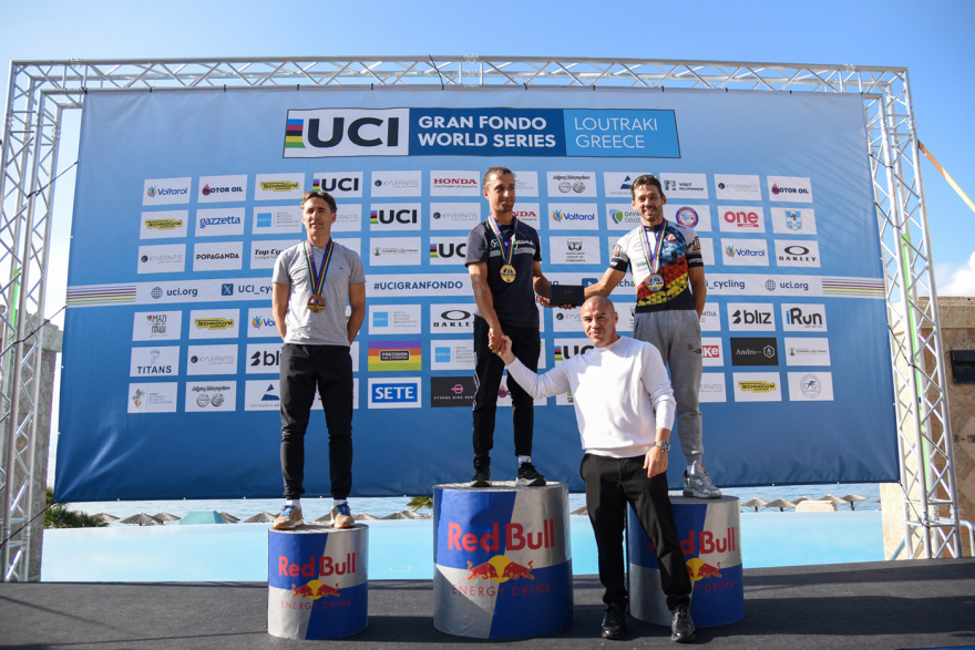 UCI GRAN FONDO LOUTRAKI 2025: Ελληνικές νίκες και διεθνείς συμμετοχές σε έναν συναρπαστικό αγώνα 

