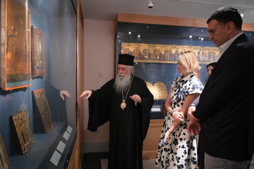 Στο Όρος Σινά ο Κικίλιας με την οικογένειά του - «Η επίσκεψη αυτή είναι από τις μεγαλύτερες ευλογίες της ζωής μου»
