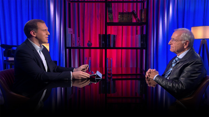 Σόμπολος: Οι δύο λόγοι που υπάρχει ακόμα βεντέτα στην Κρήτη - «Ο Φραντζής μου είπε ότι μπορώ κι εγώ να τεμαχίσω αν έχω καλό μαχαίρι»