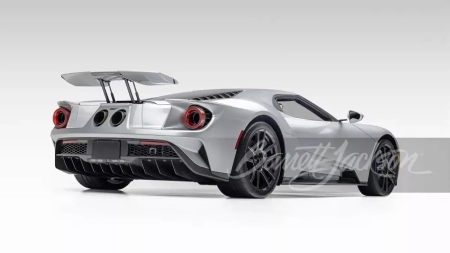 Σε δημοπρασία ένα συλλεκτικό Ford GT