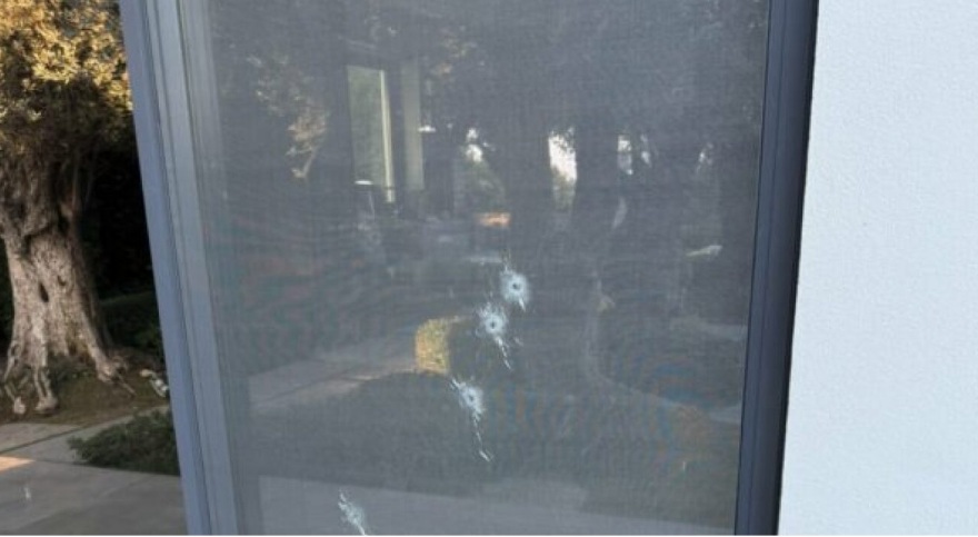  «Μπορεί να με σκότωναν» - Σε σοκ ο επιχειρηματίας από τη Ρόδο μετά την επίθεση στο σπίτι του
