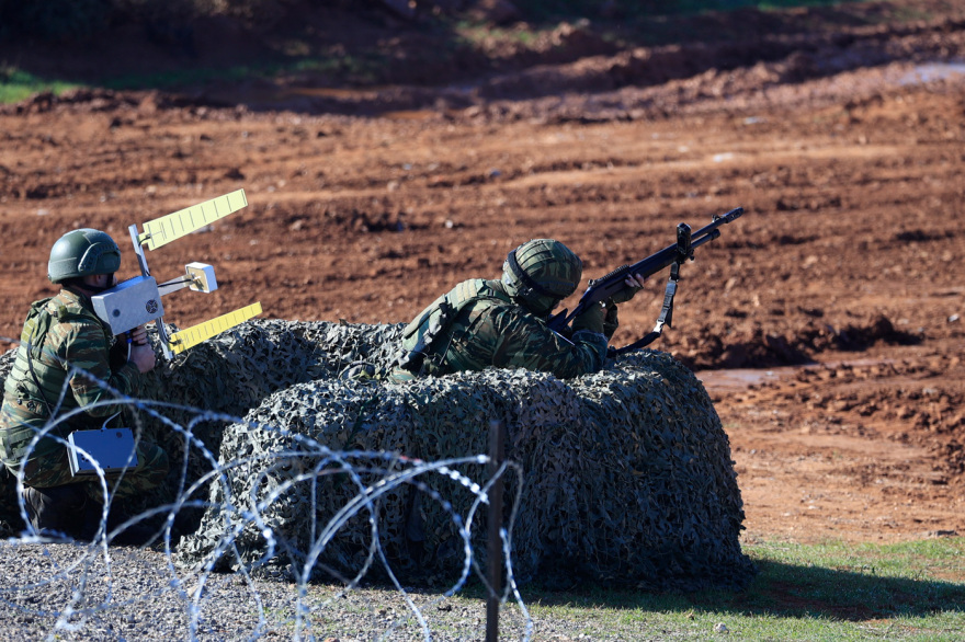 Αποκαλυπτήρια για τα ελληνικά drones και anti-drones στην άσκηση «Αίσιος Οιωνός-25» στη Θράκη - Δείτε φωτογραφίες