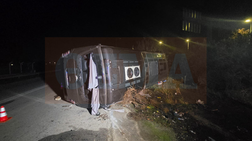 Ελιγμό για να αποφύγει σκύλο έκανε ο οδηγός του λεωφορείου που ανατράπηκε στον Βόλο - «Χάθηκε το φως από τα μάτια μας» λένε οι επιβάτες