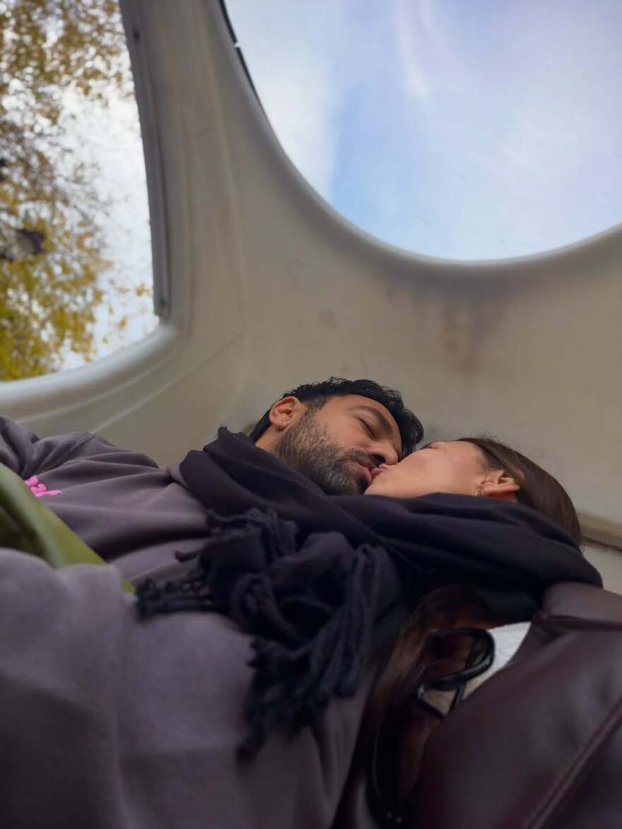 Η Σιμώνη Χριστοδούλου δημοσίευσε φωτογραφίες από το ταξίδι με τον Ανδρέα Γεωργίου στο Παρίσι