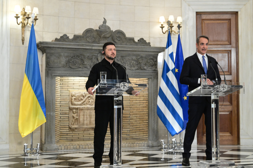 Οι έξι ώρες του Ζελένσκι στην Αθήνα: Ενεργοποιείται άμεσα ο Κάθετος Διάδρομος Ελλάδας - Ουκρανίας, ελληνικό ενδιαφέρον για τα θαλάσσια drones
