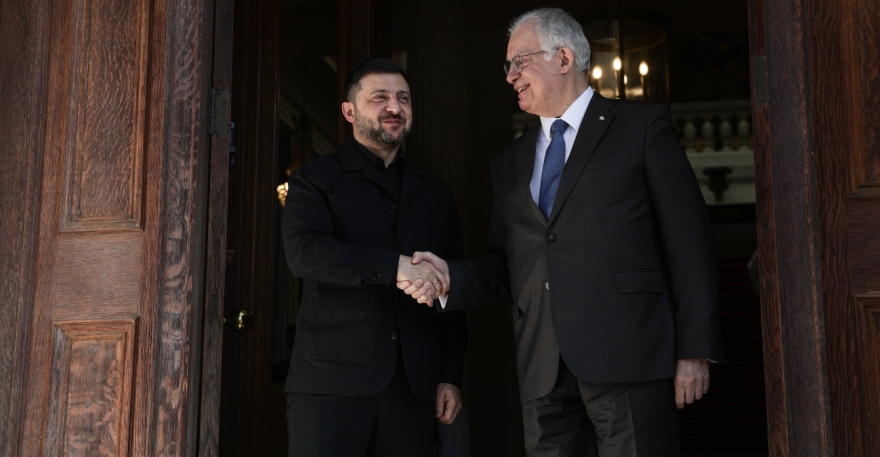 Οι έξι ώρες του Ζελένσκι στην Αθήνα: Ενεργοποιείται άμεσα ο Κάθετος Διάδρομος Ελλάδας - Ουκρανίας, ελληνικό ενδιαφέρον για τα θαλάσσια drones