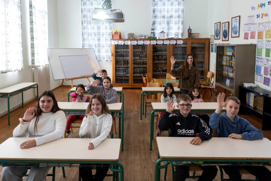 Νέα εποχή συνδεσιμότητας με γρήγορες ταχύτητες σε όλα τα δυσπρόσιτα σχολεία της Ελλάδας από την COSMOTE TELEKOM