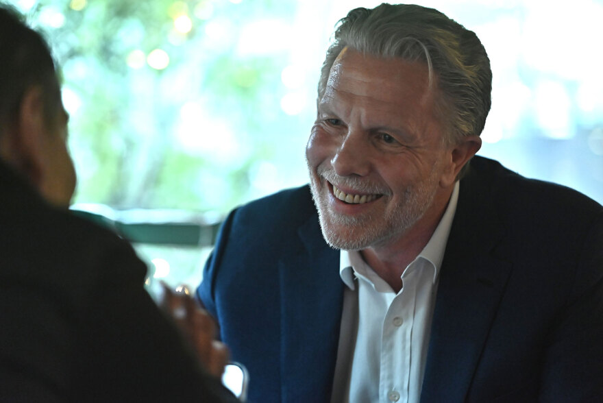 Ο Παύλος Γερουλάνος στον Δανίκα με... καρφιά: «Οι 3 στους 4 ψηφοφόρους του ΠΑΣΟΚ δεν πάνε στην κάλπη»