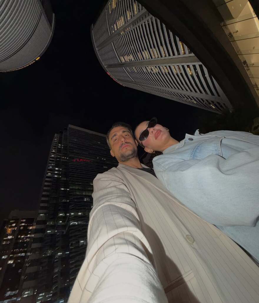 Μαριαλένα Ρουμελιώτη - Σάκης Κατσούλης: Το φωτογραφικό άλμπουμ από το ταξίδι τους στο Χονγκ Κονγκ