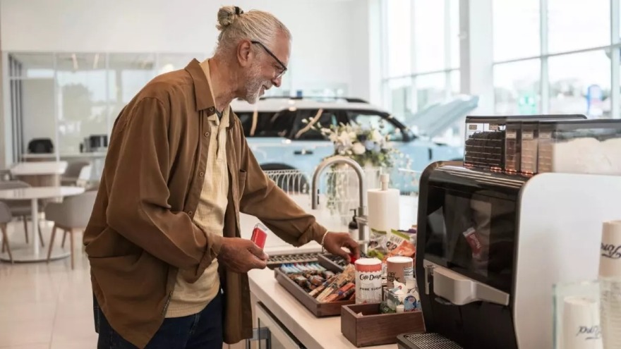 Η Ford κερνάει brunch