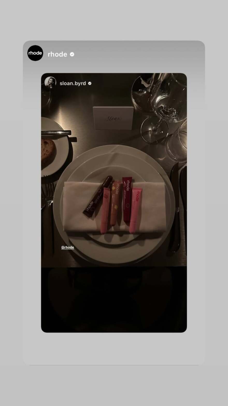 Η Χέιλι Μπίμπερ έκλεισε τα 29 - Το πάρτι γενεθλίων και η εντυπωσιακή τούρτα