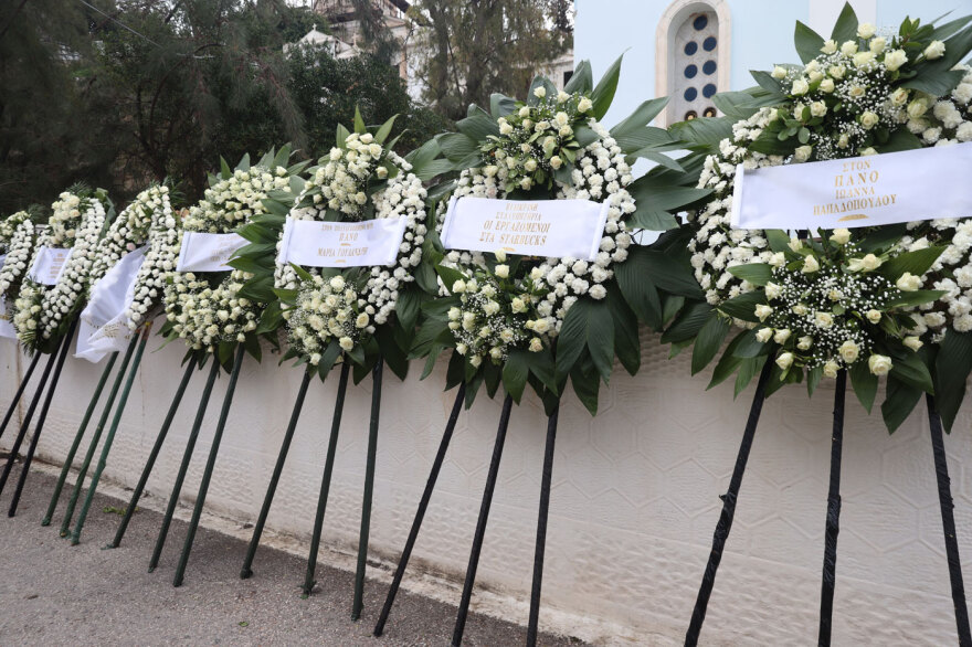 Πάνος Μαρινόπουλος: Στο Α’ Νεκροταφείο η κηδεία του επιχειρηματία που έφυγε από τη ζωή σε ηλικία 74 ετών
