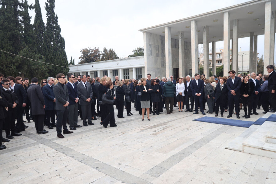 Πάνος Μαρινόπουλος: Στο Α’ Νεκροταφείο η κηδεία του επιχειρηματία που έφυγε από τη ζωή σε ηλικία 74 ετών
