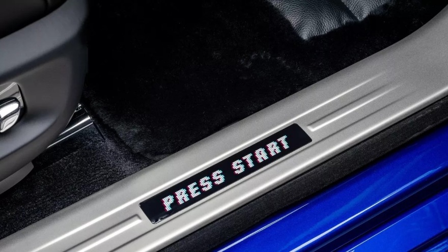 251121110659_rolls-royce-gamer-2