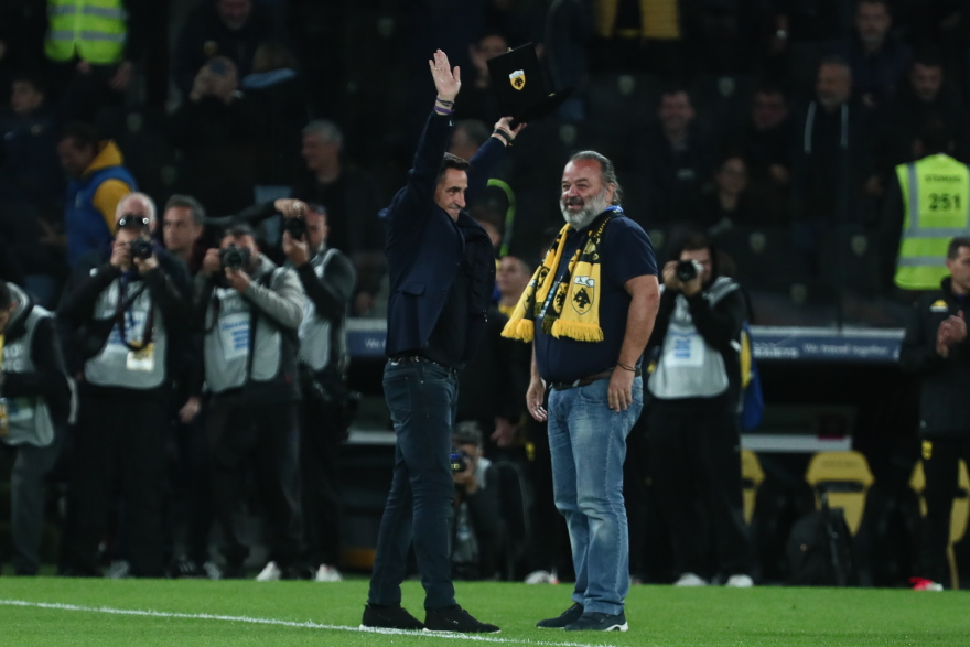 Στο «πόδι» η Νέα Φιλαδέλφεια για τον Χιμένεθ, τιμήθηκε από Μάριο Ηλιόπουλο και Original - Δείτε βίντεο και φωτογραφίες