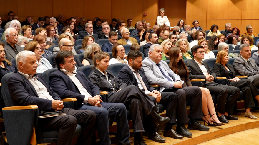 Ο Όμιλος Καράτζη τίμησε την επιστημονική αριστεία

