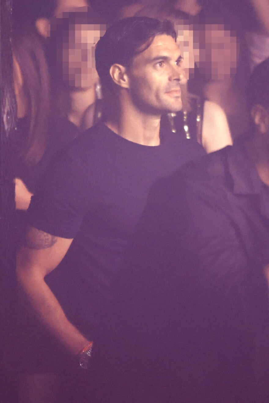 Ο Αλμπέρτο Μποτία απόλαυσε την Ελένη Φουρέιρα στην πρεμιέρα της - Δείτε φωτογραφίες