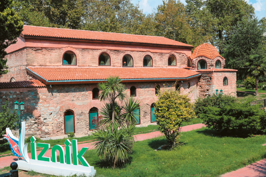 Ιστορική συνάντηση Πατριάρχη - Πάπα στη Βιθυνία: Μπορούν να κλείσουν οι πληγές που άνοιξε το σχίσμα στο σώμα του Χριστιανισμού;
