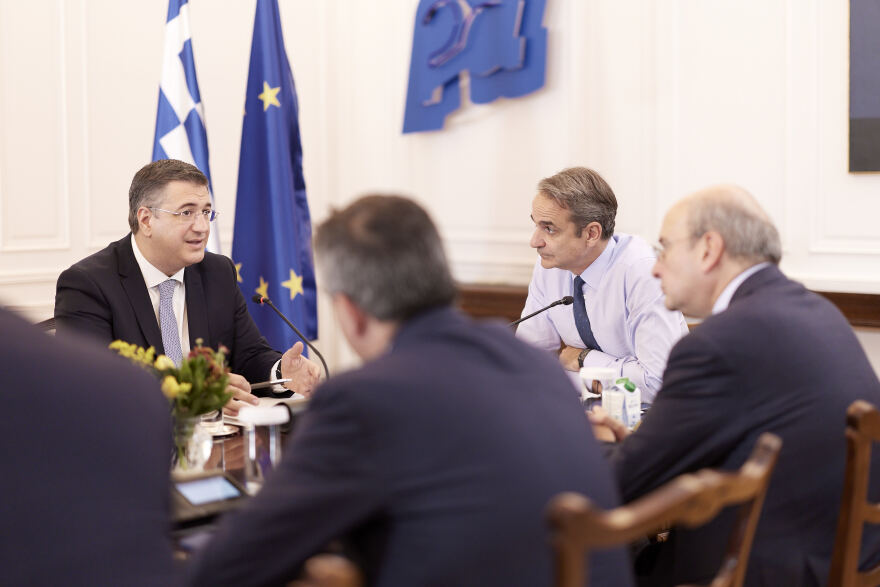 Συνάντηση Μητσοτάκη - Τζιτζικώστα: Η Ελλάδα θα αντλήσει πόρους 80 δισ. ευρώ μετά από σκληρή διαπραγμάτευση