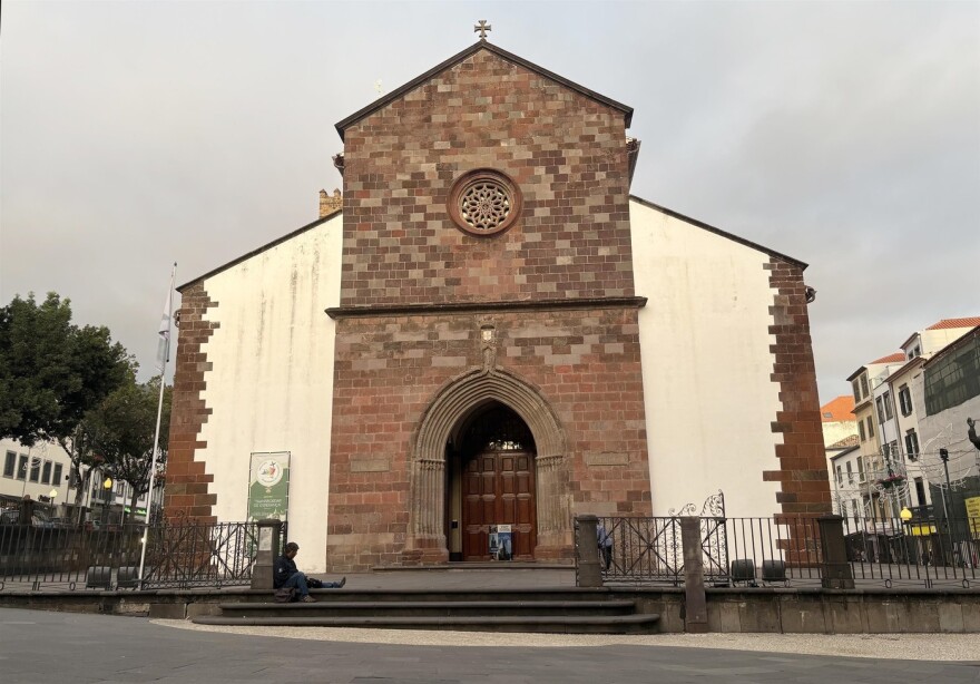 Aυτή είναι η εκκλησία που ο Κριστιάνο Ρονάλντο θα παντρευτεί την Τζορτζίνα Ροντρίγκεζ