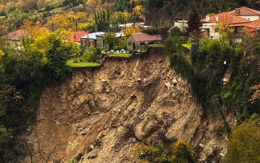 Μεγάλα προβλήματα στα Τζουμέρκα από την κακοκαιρία Adel - Δείτε φωτογραφίες