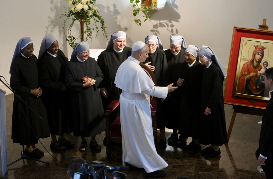 Προσευχήθηκε μαζί με καθολικούς και ορθόδοξους ο Πάπας Λέων στην Κωνσταντινούπολη