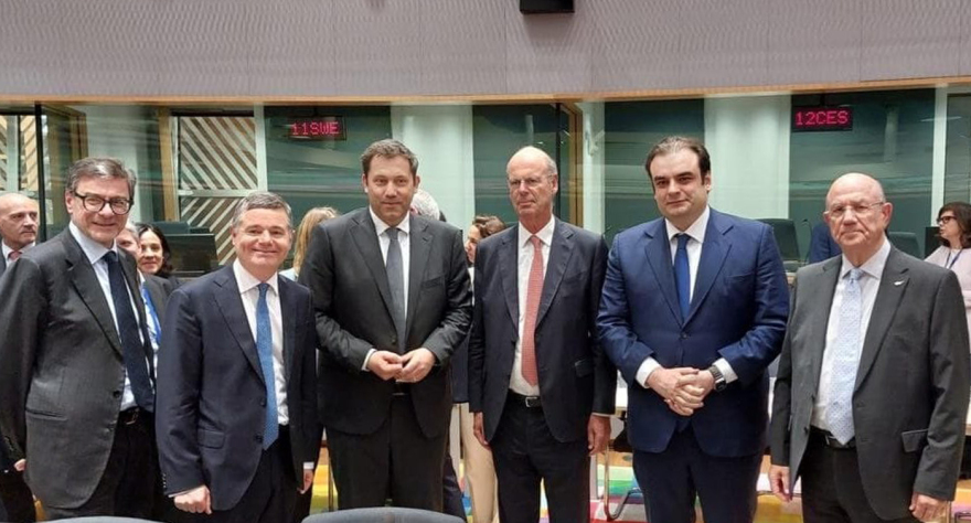 Κυριάκος Πιερρακάκης: Από τη Λεόντειο στο Eurogroup - Η διαδρομή του και το στοίχημα για την ηγεσία των ΥΠΟΙΚ της Ευρωζώνης