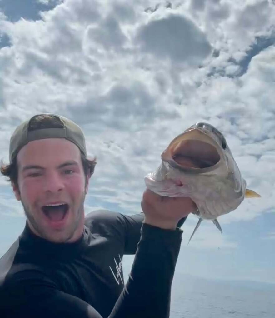 Η Ελένη Μενεγάκη ευχήθηκε στον γιο της, Άγγελο Λάτσιο για τα 23α γενέθλιά του 