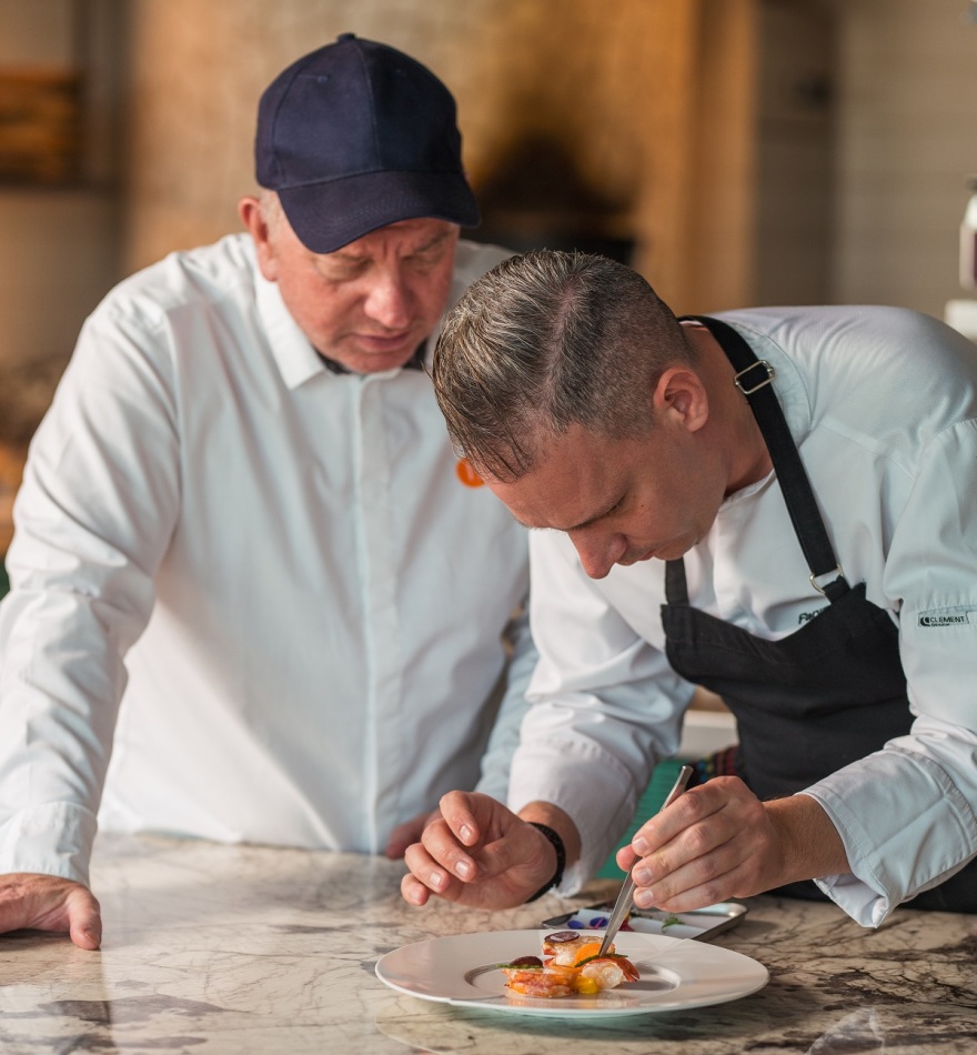 One&Only Aesthesis: Ένα εορταστικό γαστρονομικό ταξίδι στην Αθηναϊκή Ριβιέρα