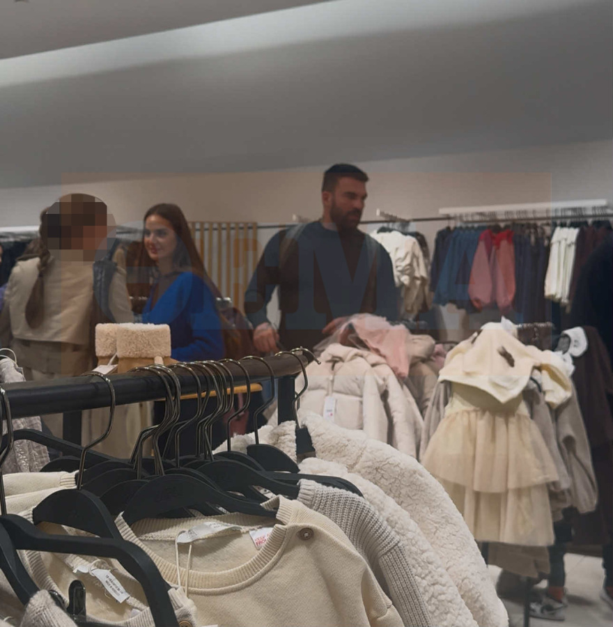 Ρία Ελληνίδου και Δημήτρης Αλεξάνδρου απόλαυσαν τη βόλτα τους σε γνωστό εμπορικό 