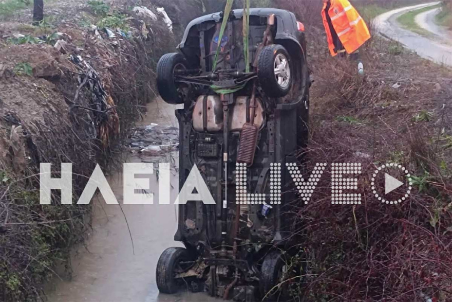 Θρίλερ με αυτοκίνητο που βρέθηκε αναποδογυρισμένο σε κανάλι στον Σταφιδόκαμπο της Ανδραβίδας, δείτε φωτογραφίες