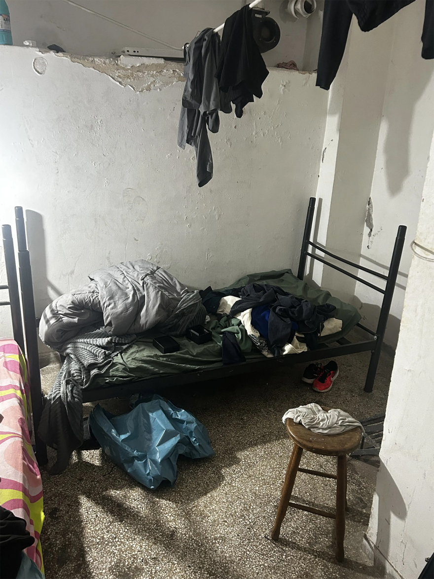 Συμμορία έφερνε παιδιά από το εξωτερικό και τα έβαζε να πουλάνε λαθραία τσιγάρα - Ζούσαν σε υπόγεια, όποιος αντιδρούσε έτρωγε ξύλο