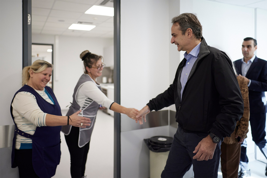 Στο ανακαινισμένο Κέντρο Υγείας Μαρκόπουλου ο Κυριάκος Μητσοτάκης