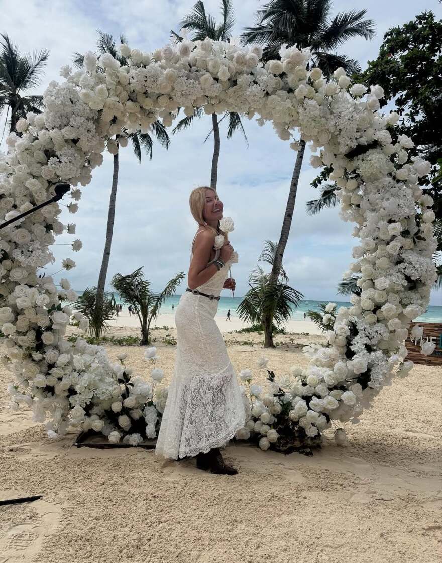 Η Χριστίνα Παππά απάντησε για την ανάρτηση με το «δέχομαι»: Ευχαριστώ για τις ευχές, αλλά δεν παντρεύτηκα