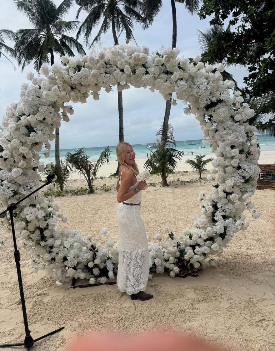 Η Χριστίνα Παππά απάντησε για την ανάρτηση με το «δέχομαι»: Ευχαριστώ για τις ευχές, αλλά δεν παντρεύτηκα