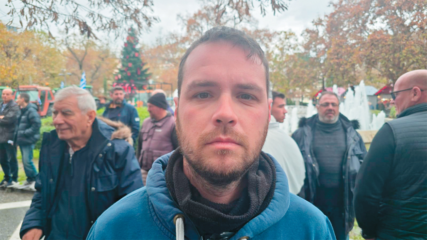 Στους δρόμους τα τρακτέρ, αλήθειες και ψέματα για τα μπλόκα των αγροτών