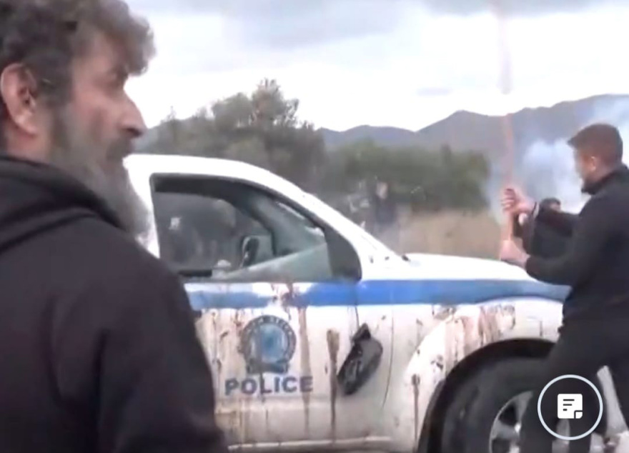 Αγριότητες στην Κρήτη, αγρότες χτυπούν αστυνομικούς και σπάζουν περιπολικά - Για εγκληματική Οργάνωση πάνε οι υπαίτιοι, βίντεο και φωτογραφίες