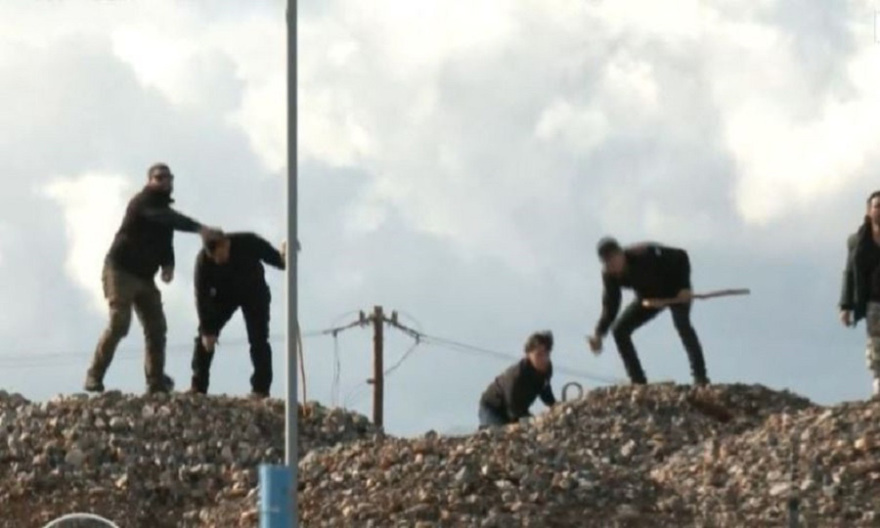 Πρωτοφανείς αγριότητες στην Κρήτη, αγρότες χτύπησαν αστυνομικούς: Ταυτοποιήθηκαν οι δράστες και διώκονται για εγκληματική οργάνωση, δείτε βίντεο και φωτογραφίες